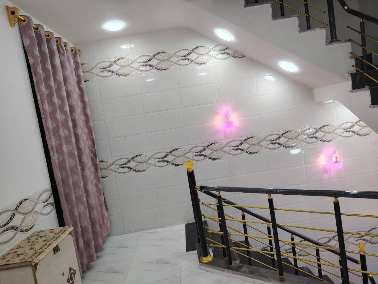 بيت للبيع ١٠٠متر ٥في ٢٠ بل رئاسه العبيدي شارع عشرين قرب معمل الغاز زراعي السعر ١٣٥ تليفون ***********
