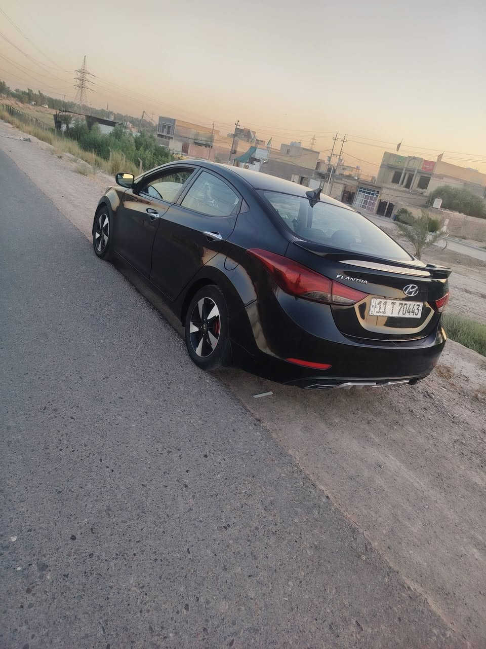 النترا ٢٠١٦وارد وارد امريكي حادثه بنيد فقط بدون داخل ماشية ١٤١ مكينة ١٨٠٠دوش المرغوب كير اي تي ام تبريد ثلج صدر خلفي تخم تاير  رقم بغداد إنكليزي باسمي سنويه وهزه جديد جاهزه السياره ما بيه اي نقص مكاني بغداد السعر ٩٠ وبيه مجال الشراي يتصل ***********
