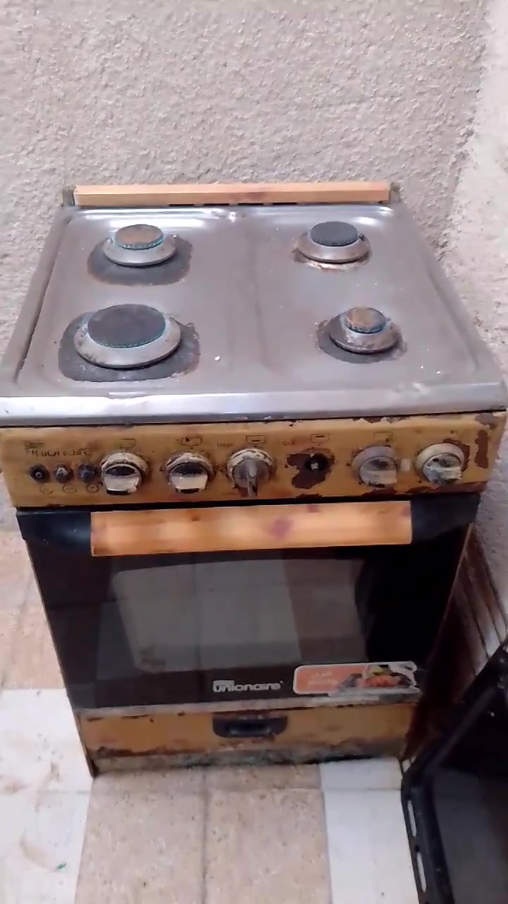 طباخ مستعمل شغال وفرن بي شغال سوبيات موجوده مالته سعره 50


**إذا كنت صاحب هذا الإعلان وتريد حذفه لأي سبب، رجاءا أرسل رسالة إلى الدعم الفني**