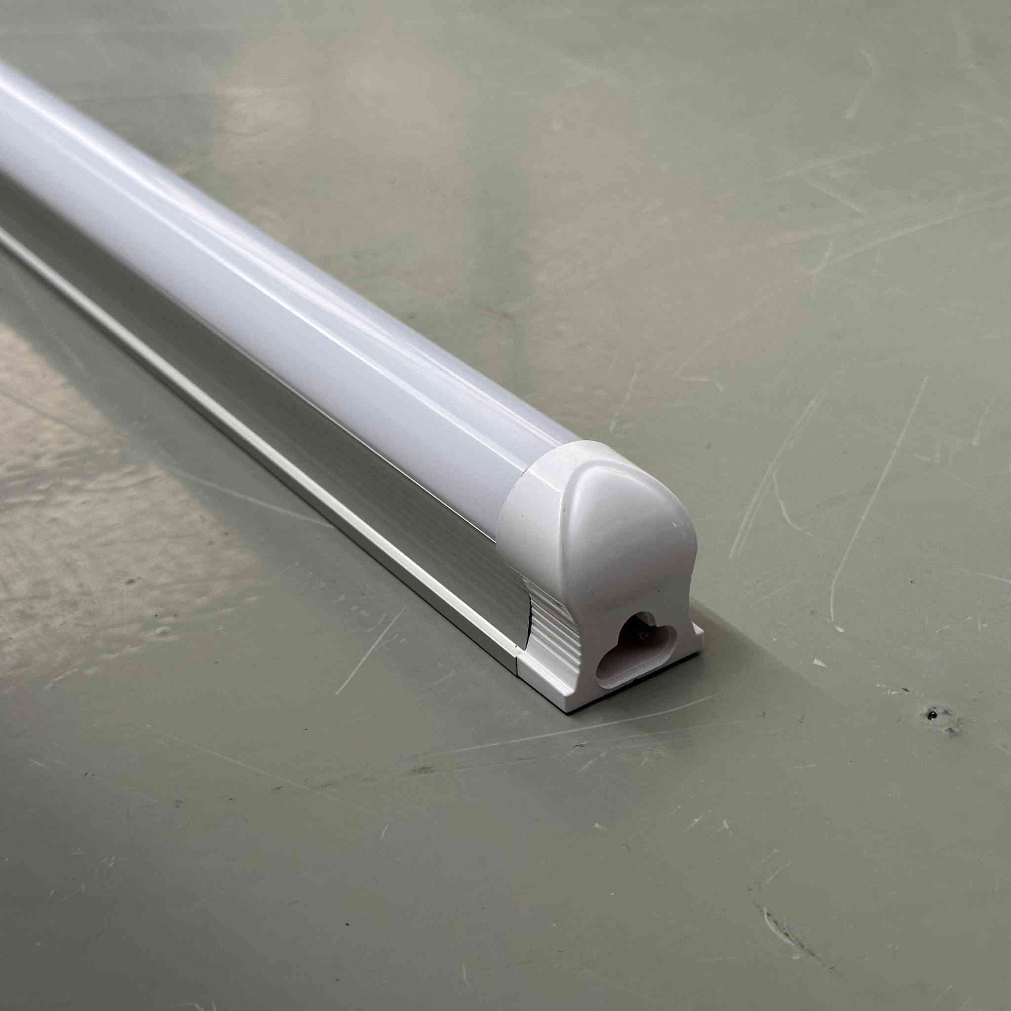#LED #t8 #light #T5


**إذا كنت صاحب هذا الإعلان وتريد حذفه لأي سبب، رجاءا أرسل رسالة إلى الدعم الفني**