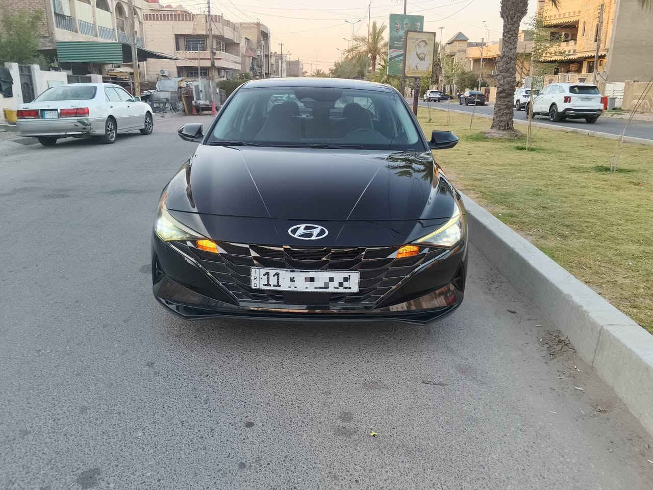 النترا هايبرد لمتد فول مواصفات 23
رقم بغداد بأسمي تحويل ثاني يوم 
وارد امريكي حادث بسيط جداا 
بدون ايرباك بدون دواخل الصور والسونار بالمنشور 
تخم تاير جديد وويلات النترا اصلي ابو الختم 
السياره ماشيه 32 الف مايل 
مكانهه قرب العاب السيديه 
***********
