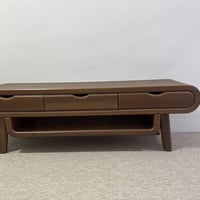 طاولة تلفزيون • جديدة • بدون خدوش