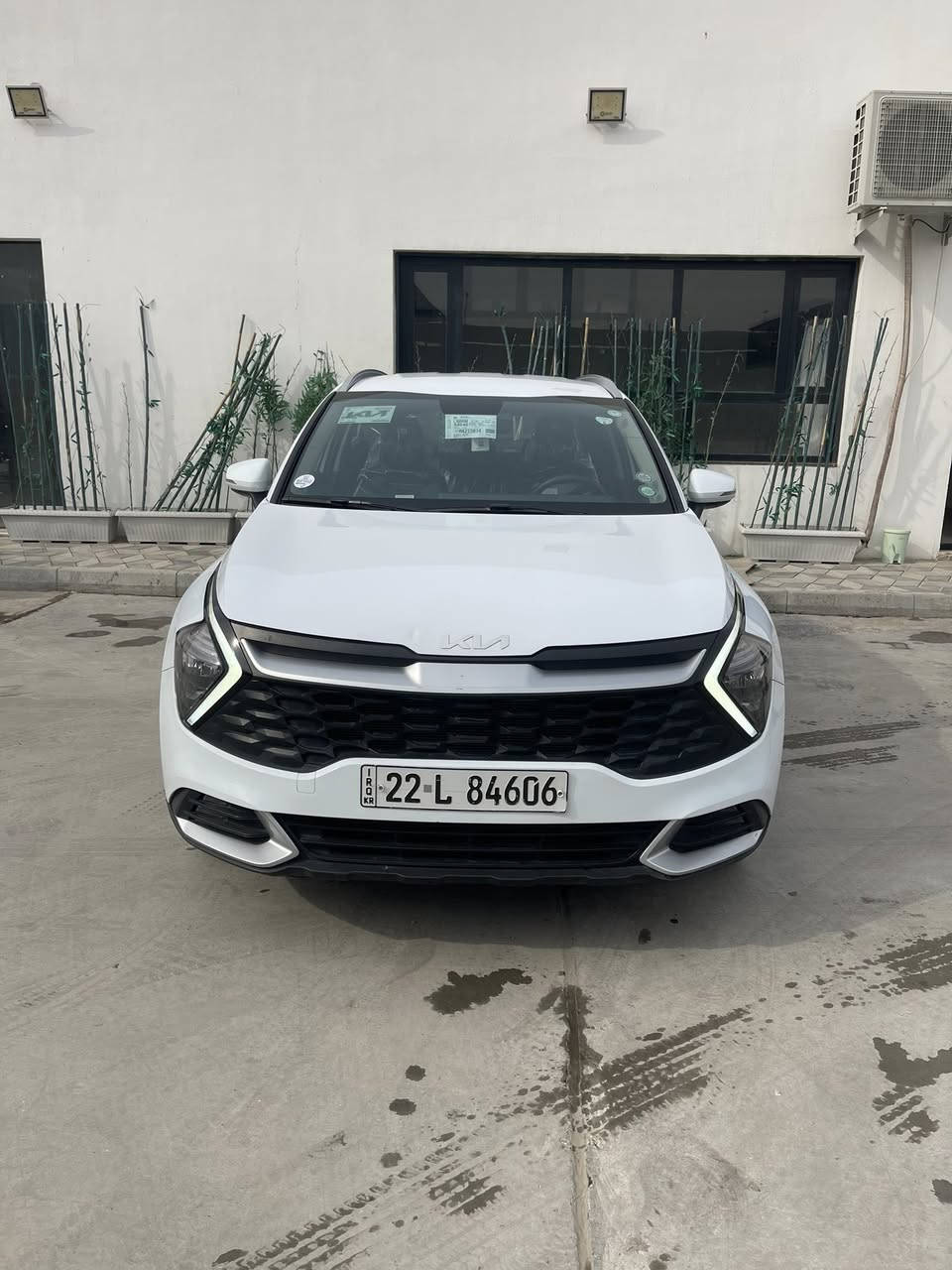 السلام عليكم كيا سبورتج موديل 2024 مكفوله من الصبغ ماشيه 24 الف الموصفات بصمه تشغيل عن بعد مري شفط اوتو هولد رادار جانبي تبريد قطعتين بيه بعد موصفات السعر ب 210 قفل العنوان بغداد البياع ***********/***********
