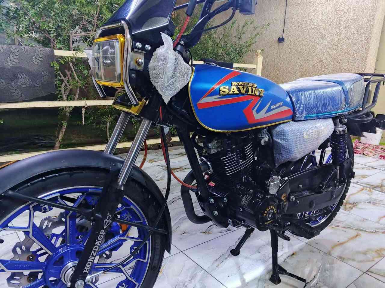 سلام عليكم دراجه البيع سيفان 5كير مديل 2025 ماشيه 150 كيلو محرك 200  مكفوله من كلشي اوراق سكنر مكان نجف ام عباسيات سعر 850 رقم ***********
