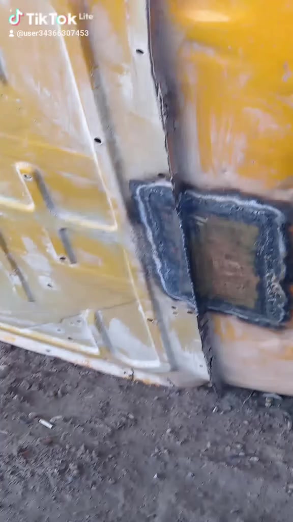 سمكري احمد كركوك مكان مدخل رحمه قرب من جمع القصه يوجد نواع تفصال حديد شركه ***********
