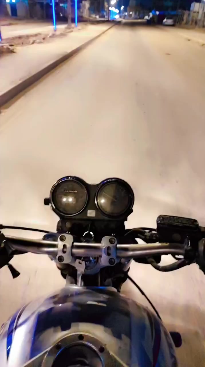 سلام عليكم شباب دراجه بطح سيبي فور جيل ثاني اوراق كامله وبيها كمرك السعر 1700مكاني ديوانيه دراجه بيها نواقص بصيطه تعال خاص واكلها بل نواقص


**إذا كنت صاحب هذا الإعلان وتريد حذفه لأي سبب، رجاءا أرسل رسالة إلى الدعم الفني**