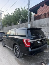 اكسبديشن XLT • ٢٠٢١ • ١٤٥٠٠٠ كم