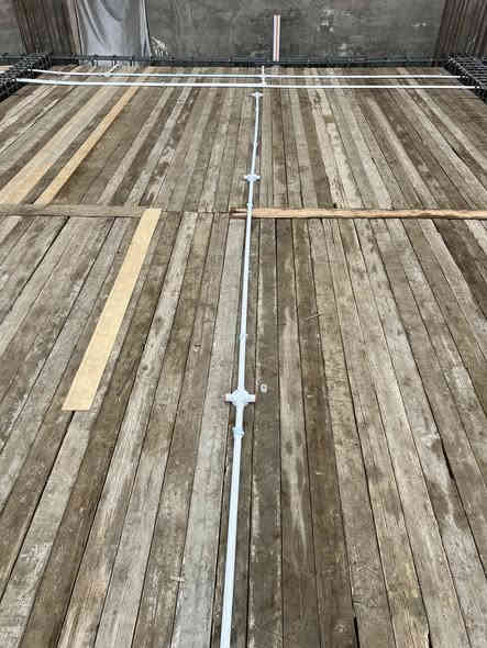 تئسيس سكوف وبيوت سيمس أو بوري تئسيس أنواع الكهرباء البوردات الصيطرة 
لاستفسار         
***********
