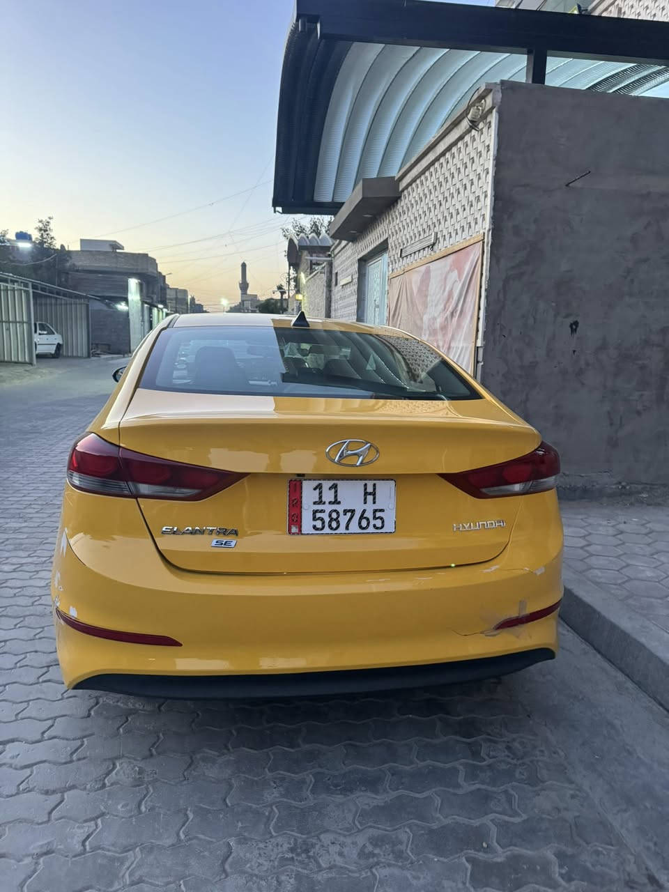 سلام عليكم النترا 2017 حادث موضح بلصور فقط حادث امريكا مكينه 2000 دوش منظومه غاز شغاله منظومه زنون اصليه  ماشيه 104  سياره خير من الله بلعافيه على الياخذها السعر 120 مجال بسيط مكاني بغداد ***********
