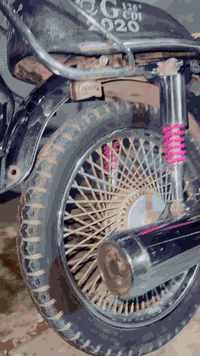 نامة برو ٢٠٢٠ اوراقها ضايعة  كلش نضيفه ناقصها بس كشن شراي تعال خاص وهذا رقمي ***********
