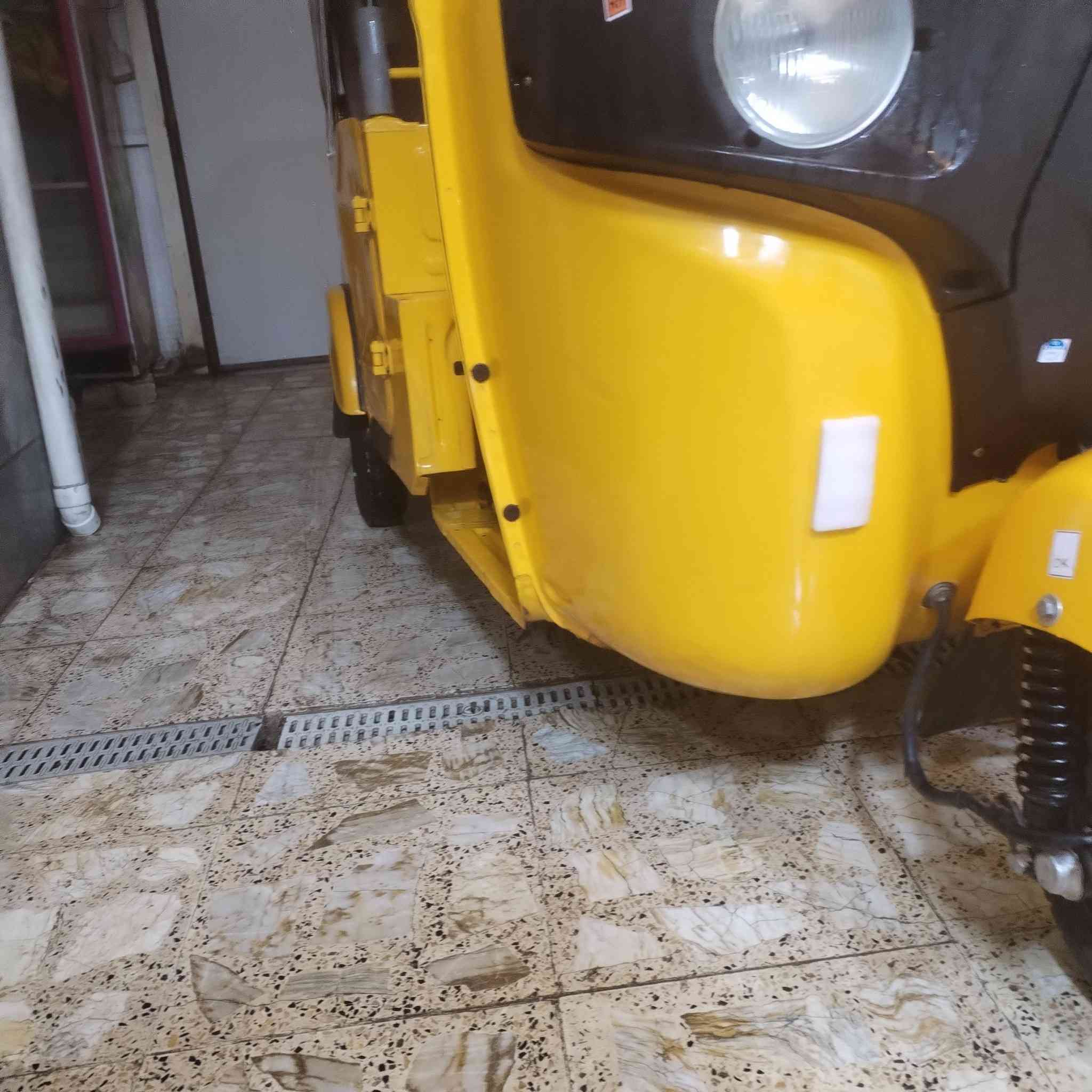 سلام عليكم تكتك 22 شهر 10 رقم تحويل ثاني يوم
تكتك مثل ما مضح بل مقطع مكفوله بس اربع صبع بارد ورشيته تخم.تاير كهربائيات دوشمه زيرو ما بيه اي نقص مكان كفائات العبيدي رقم 📱 ***********
