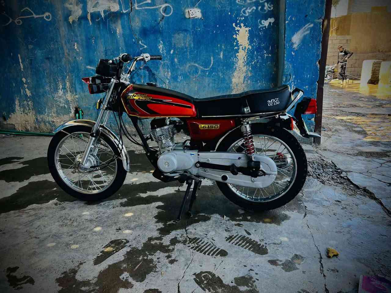 سلام عليكم
دراجة نامي برو 2020
شلعة ونضافة +كهربائيات كلشي شغال 
سعر 450
***********
