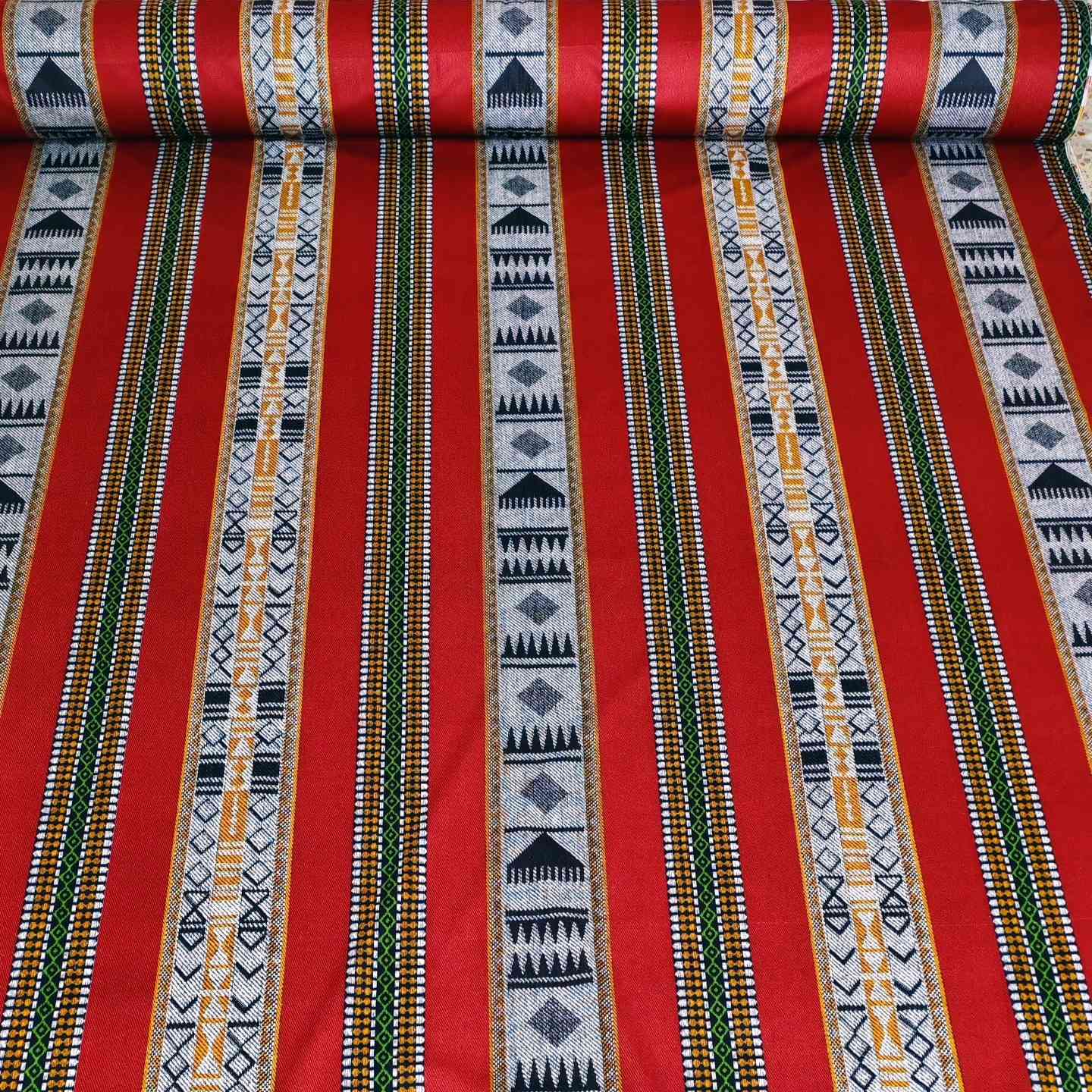 اللهم صلى على محمد واله محمد🌹
توفر شامو مقدف 💥💥
عرض القماش 180 سم🔥🔥
يستخدم جلسات وكوشات ودواشك وفرشات ⚡⚡
سعر المتر 1500🌹
الحجز مراسله الصفحه او واتساب ***********
يوجد توصيل لجميع المحافظات 🇮🇶🇮🇶
