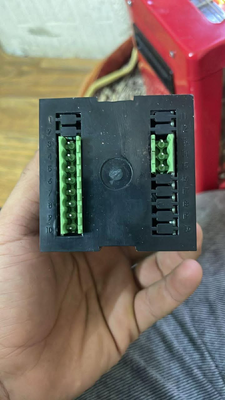 سلام وعليكم عندي هاي شاشة اريد اشدهة بغداد بياع ***********
