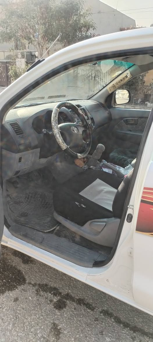 تويوتا بيك اب موديل 2010 بدون صبغ  مكفوله  محرك مامفتوح ماشي250الف كير عادي مكان اربيل سعر150 قفل قفل  *********** موجودد
واتس اب
