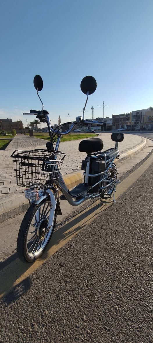 السلام عليكم دراجه شحن للبيع
اربع بطاريات البطاريات نص عمر  

تمشي مسافه 15 كيلو

الدراجه نظيفه مثل ما واضحه

سعر 150


**إذا كنت صاحب هذا الإعلان وتريد حذفه لأي سبب، رجاءا أرسل رسالة إلى الدعم الفني**