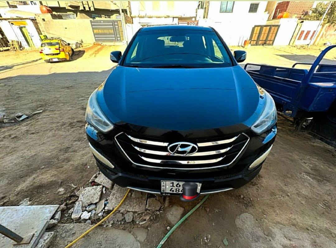 السلام عليكم سنتافي للبيع موديل 2016 وارد أمريكي  
سونار بل منشور بيه فقط باردات مواصفاته نص كامره و شاشه و تحكم ستيرن و قطعتين تبريد ثلج❄ محرك 2400 فورويل لمرغوب سعره 155بيه مجال لل شراي بخدمته يجي و بي خير و يدلل *********** مكاني ديوانيه سياره بسمي رقم نكليزي هزه جديده
