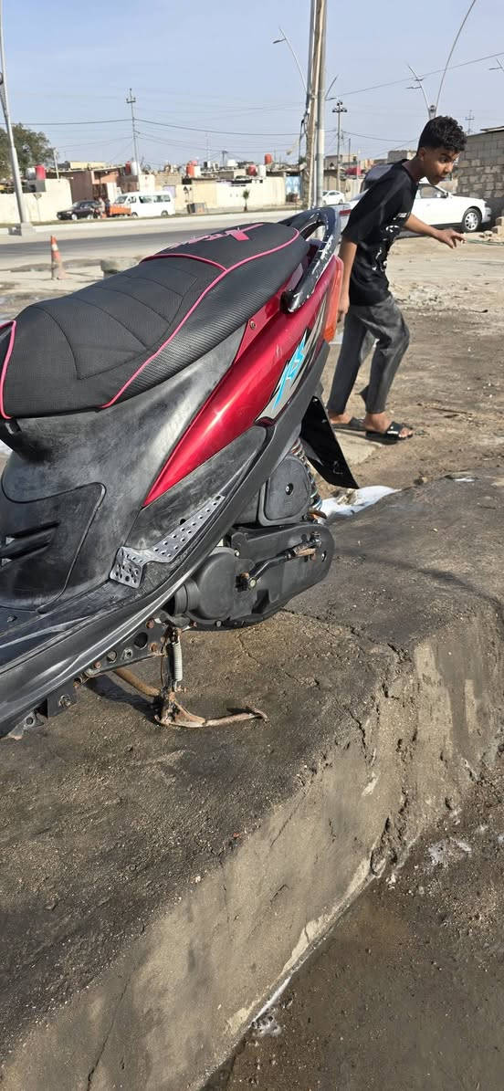 سلام عليكم ماكس عدلة شغالة وما نقصهة شي نكرة سلف بكل وقت محرك جديد مفتوح كفالة من صوت وتبخير سعر 600 سبب البيع محتاج رقم الهاتف ***********
