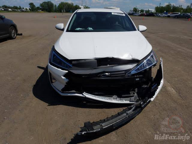 السلام عليكم الانتره موديل 2020مكينه جديده كير جديد 
السياره مدوشمه عام تخم تاير جديد صدر امامي خلفي وضع الشركه السعر 138مكان الشعلة رقم ‏‪0776 378 4629‬‏
