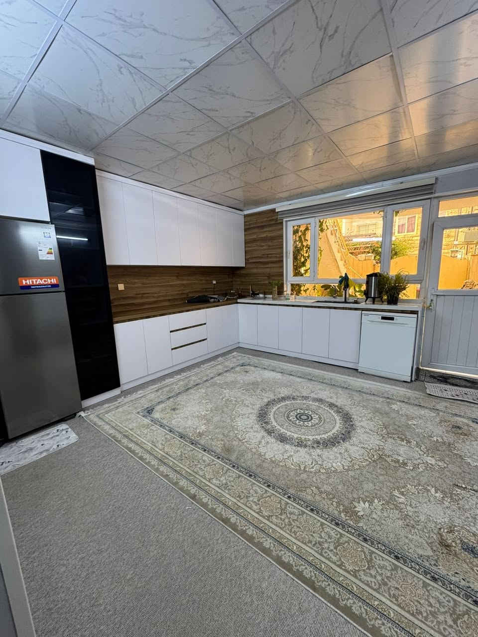 منزل علی شارع 15 متر￼ للبيع في حي  #هفالان  ‏(مركز المدينة  اربيل) 
 خانوو لە شەقامی 15مەتری بۆ فرۆشتن لەگەرەکی  #هەڤاڵان   
مساحة:- 100متر
  يتكون من :-
 مطبخ 
هول
 صحيات 
3 غرف نوم
البيت #طابو يسجل بأسم اي شخص يحمل الجنسية العراقية 
‏📍موقع البيت:-هفالان قريب عل مارکیت بایتخت 
  —————————————
‏ للاستفسار 
كورك ***********📞
اسيا ***********📞
—————————————
📍موقع عقارات جميل:- اربيل هفالان خلف مطعم باب الحارة 
 https://maps.google.com/?q=36.194012,44.049461
—————————————
