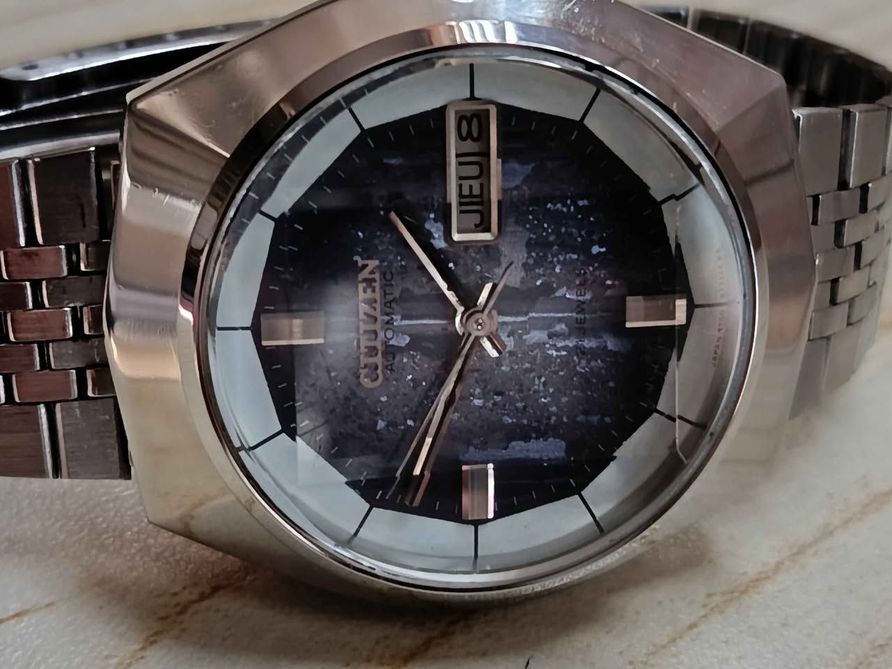 نوادر السيتيزن الاوتوماتيك
٢١ حجر
مينا رخامية مع زجاج بلوري مضلع
٣٨ ملم
بلادي بالكامل 
نظافة ممتازة جدا 
١٣٠ الف بغداد, العراق


**إذا كنت صاحب هذا الإعلان وتريد حذفه لأي سبب، رجاءا أرسل رسالة إلى الدعم الفني**