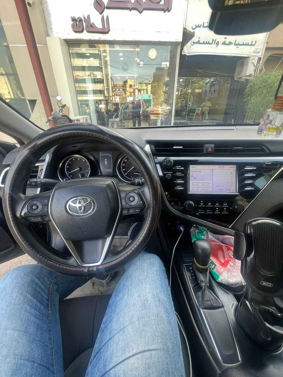 السلام عليكم كامري موديل ٢٠١٨ امريكي حادثه مرفق بالمنشور مواصفات LE العنوان المنصور ١٤ رمضان حلاقه العمدة ‭+٩٦٤ ٧٧٠ ١٣٣ ٤٦٢٨‬
