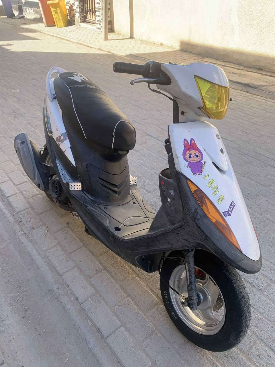 سلام عليكم دراجه ماكس عدله للبيع مامفتوحه
بوشه ٤٩دراجه مابيه اي نقص 
المكان كربلاء طويريج 
***********
