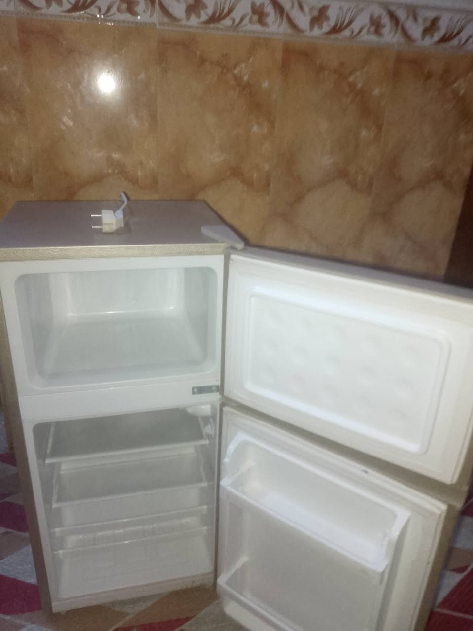 ثلاجه للبيع جديده ستعمال شهر 100 وبيهه مجال مكان كوفه


**إذا كنت صاحب هذا الإعلان وتريد حذفه لأي سبب، رجاءا أرسل رسالة إلى الدعم الفني**