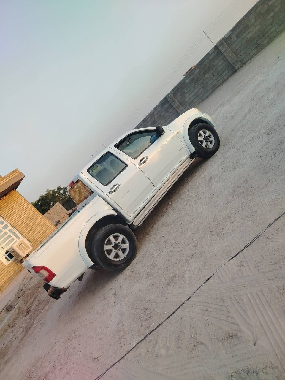 موديل 2005رقم نبار نكليزي مكفوله محرك بلادي كير صدر كهربايات تخم تاير بلاديه وظع شركه تبريد ثلج مابيه قطرت صبغ كفاله عامه سعر 85وبيه مجال لطيبين مكان الأنبار عامريت الفلوجه ***********

