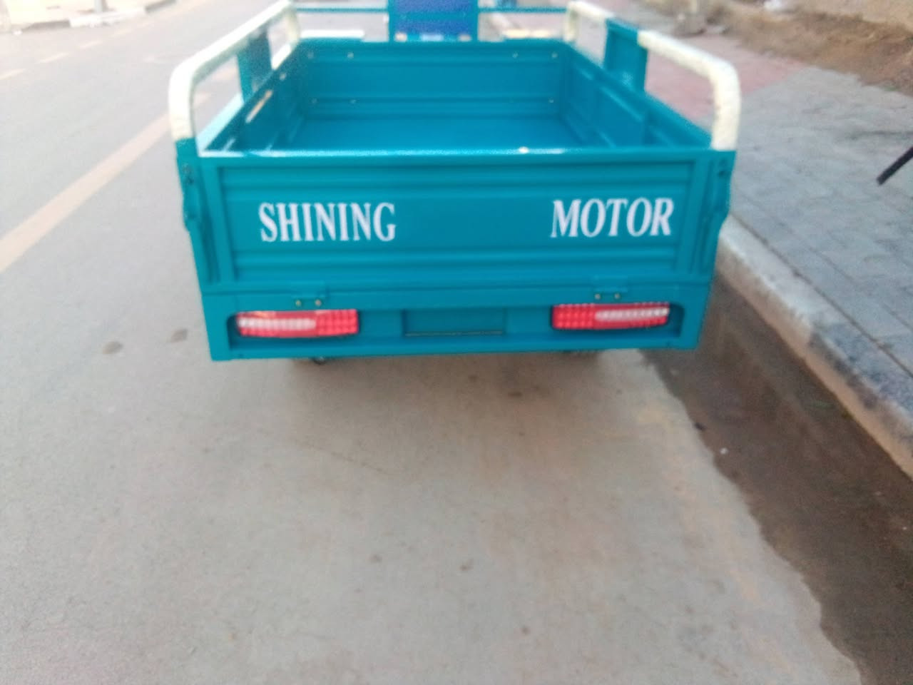 لبيع ستوته 23صاله 10تيام من طالعه معرض مالك اواق اصولي السعر2800مكاني طوريج***********
