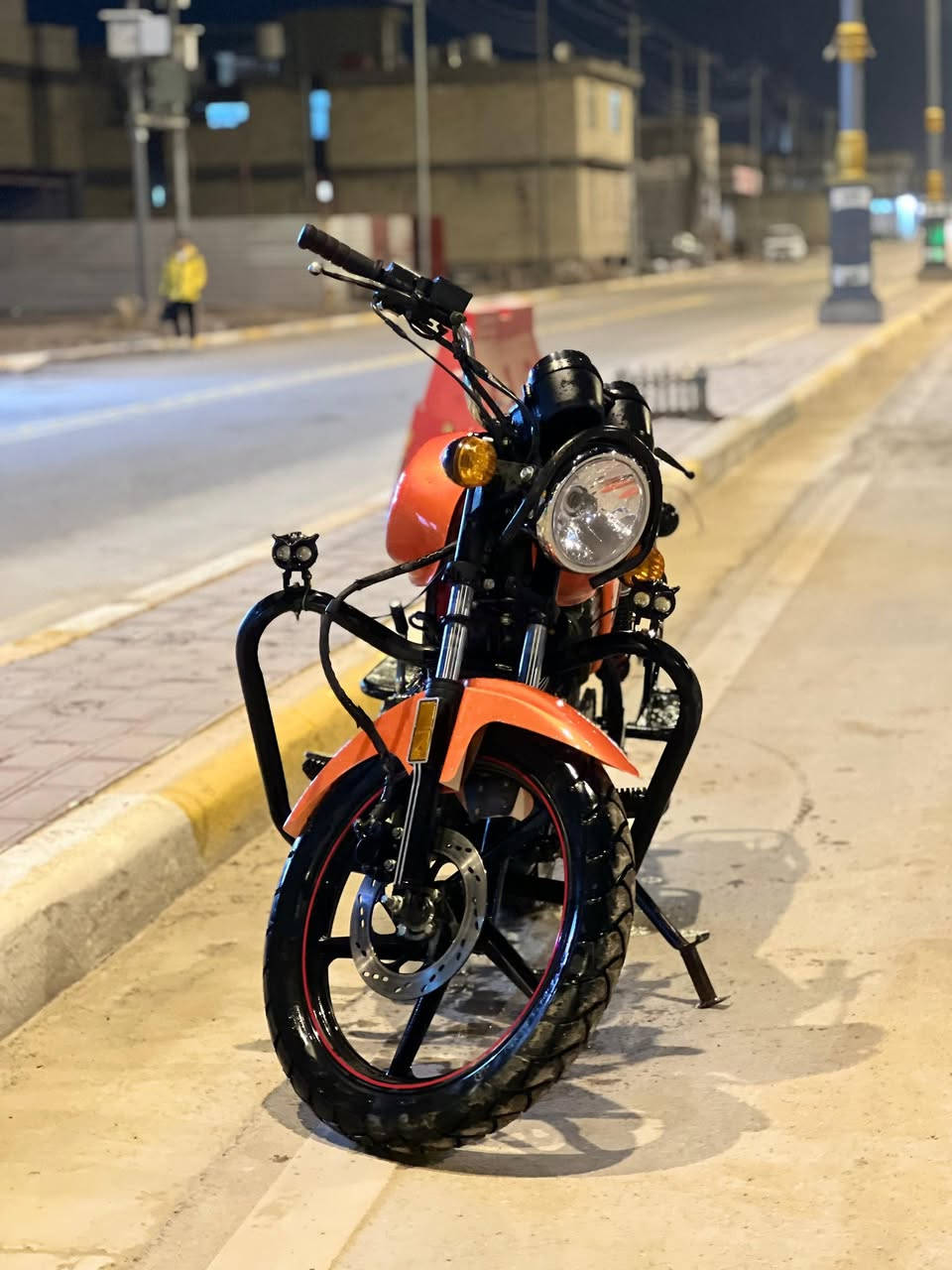 السلام عليكم دايوان كفاله عامه موديل ٢٢اوراق أصوليه سعرها 1550وبيهاً مجال
:عنوان كربلاء مجسّر العباس 

:رقم الهاتف:***********
