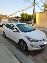 النترا • ٢٠١٥ • فتحة سقف