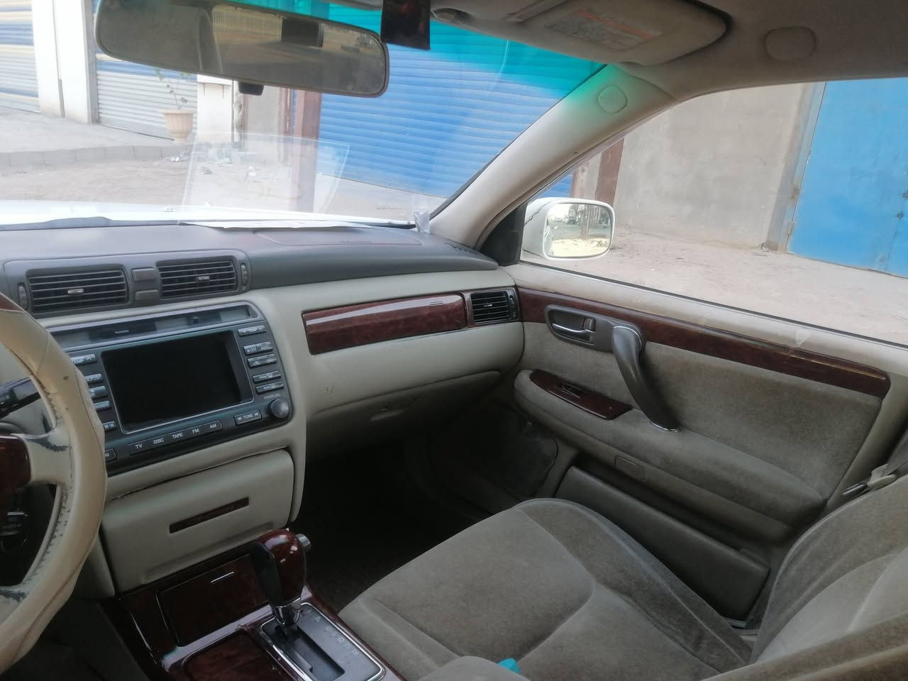 ملكه رقم صدامي ما مدفوع كمركه *********** معاليه ٢٠٠٧ ٧٥ وبيهه مجال
