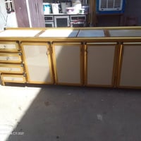 مترين ونص • خزانة