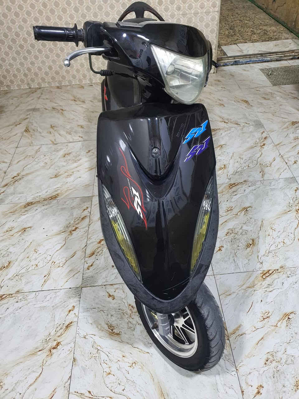 السلام عليكم حبايب كلبي
دراجه ماكس البيع الدراجه نضيفه 
كهربائيات سلف هندر كله شغال
مديل 2007 تبديل بس بوشه
مكاني كربلاء حي الغدير رقم 📱 
***********
