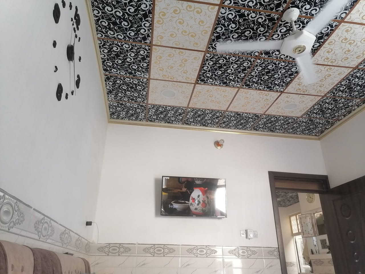 بيت للبيع ١٥٠ متر غرفتين دوانم المعمل شغل درجه اولى مال جناي للاستفسار الاتصال على الرقم
***********.... السعر مناسب
