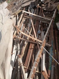 حديد رصطات جميع القياسات سعر المتر 1500 شري اتصل 07519034908