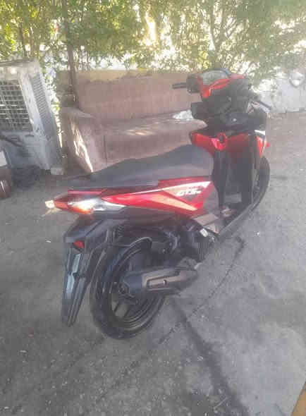 السلام عليكم متاح دراجه نارية شغاله  محرك بلادية  برغي ممفتوح  اوراقها كامله السعر   500 السرعه 160  مكان الدراجه بغداد حي العامل للإستفسار اتصل على الرقم  ***********
