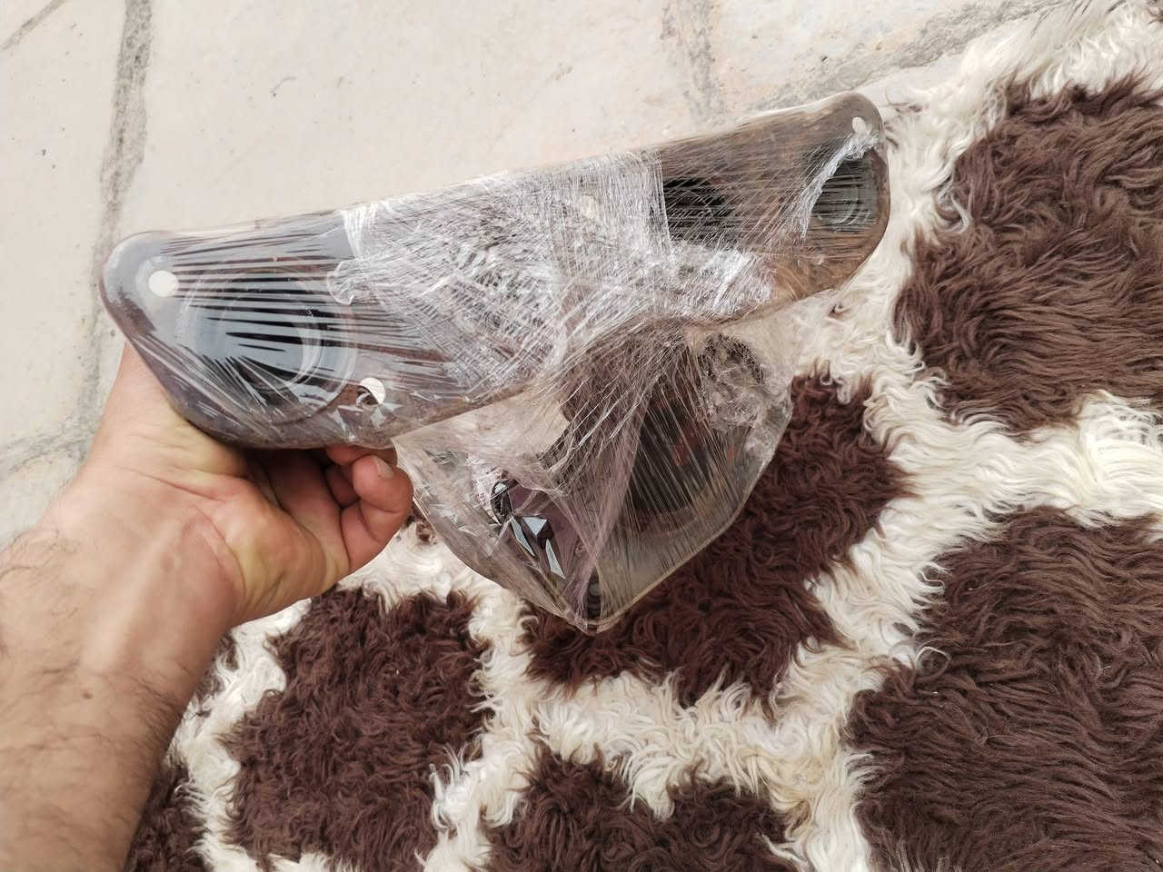 ١.مسجلات اثنين ١٠٠
٢.مازدات اربعه ٣ جهه السايق واحد جهه الصدر ٥٠
٣.بكلايت خلفي اثنين ٣٠ 
٤.مشط نظيف حاويه ١٠٠
٥.دكشن حاويه مامشدود السعر ٢٠
الاتصال ***********
