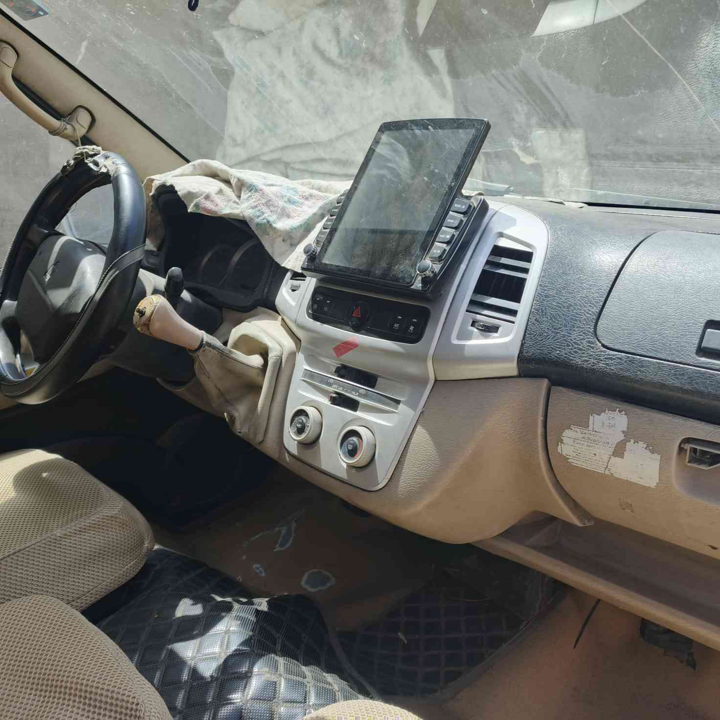 اج وان للبيع أو مراوس اج  تو رقم بغداد شرط التحويل ***********
