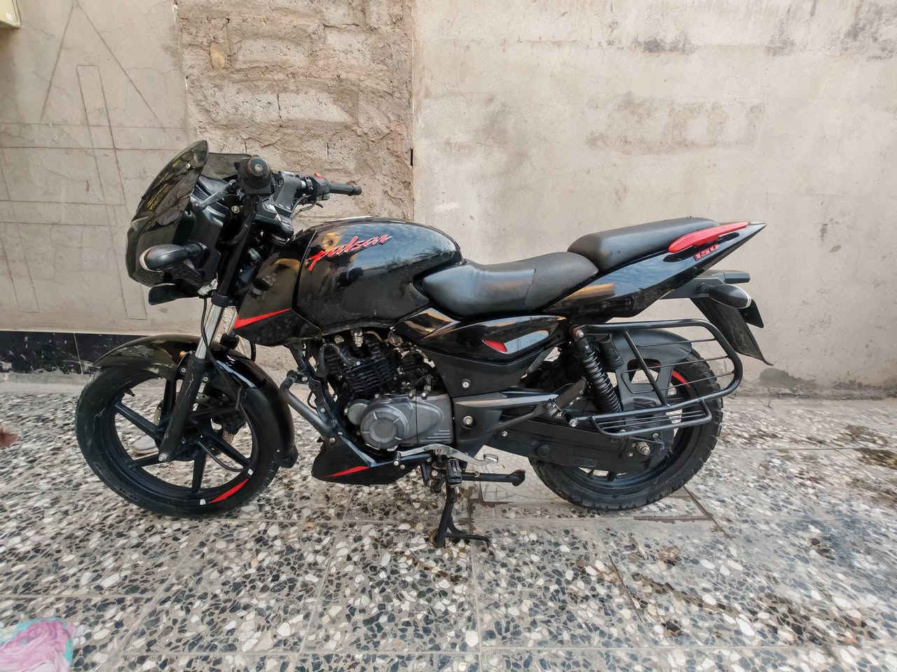 اسلام عليكم
مرقم نكليزي تحويل ثاني يوم
كفاله عامه كفاله عامه
عنوني بغداد رصافه 1
سعر ١٦٠٠
كفاله عامه
***********
تايرات جداد باتري جديد
هزه جديده
