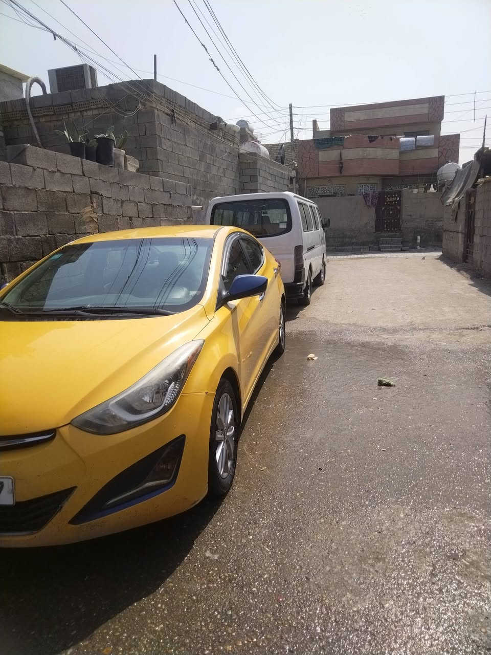 ألسلام عليكم إلنترا البيع 2016 سنويه 28 سياره جاهزه مكينه كير تبريد اكسن مكفولات ***********
