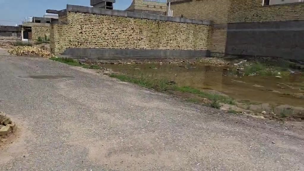 قطعة أرض للبيع في منطقة حجي حسن الثانيه الجمعيات مساحة ١٠٠متر مربع ١٠ب١٠ ركن على ٣شوارع للبيع للاستفسار اتصل على الرقم ***********
