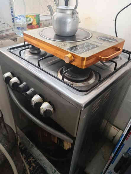 اغراض بيت كلهن شلع للييع نريد نشيل مستعجله ع البيع كلهن نضيفات الكاونتر ب٢٥٠ وبي مجال لشراي ثلاجه ٢٥٠ وبيها مجال نظيفه كلش جديده
مكنسه كهربائيه ب٤٠ وبيها مجال
دبه الغاز ٦٠ وبيه مجال 
قطعه دي ثري نظيفه كلش ٤ في ٣ طباخ ب٥٠ وبي مجال والطباخ الكهربائي ب٢٥ وبي مجال لشراي
جربايه نفر ب٣٥ وبيها مجال
مدات عدد ٢ ٤٠ وبي مجال
الغساله جديده ب١٧٠ حجم كبير تغسل حتى بطانيات
بنكات عدد ٢ جدد ثنينهم ب٥٠ فقل وبنكه ارضيه سرعه عاليه بلازمه٦٠ وبيها مجال ب٣٠ وبيها مجال لشراي للاستفسار *********** اتصل بالرقم العنوان حي العامل قرب المول يم جامع ال شبل
