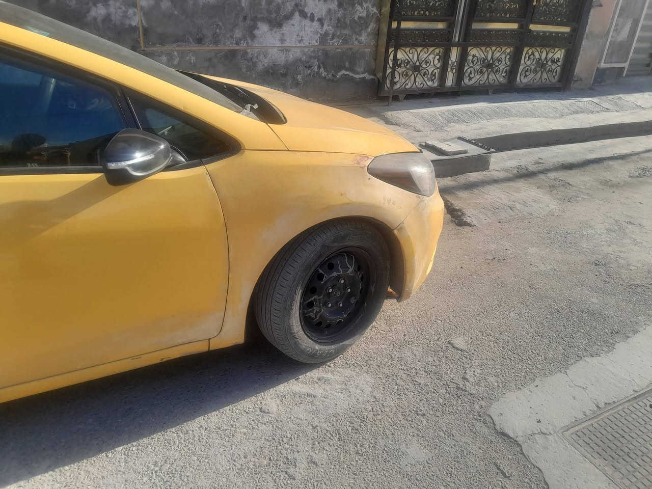 سلام عليكم كيا فورتي خوديل ٢٠١٦ حادث جاملغ خلفي سياق معمر نفسه مكينه مفتوحه دوش ٢٠٠٠ الشراي يتصل ***********السعر١٠٠
