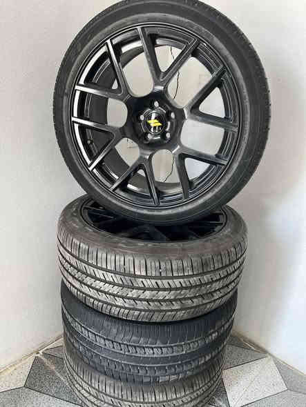 وريل كب مع تاير جارجر حجم 20 نضيف اخو جديد مكفول من اي ضرر السعر 550 الف عنوان ديالى بعقوبه ‭
رقم الهاتف ‭٠٧٨٧ ٥٨٥ ٠٧٤٢‬
