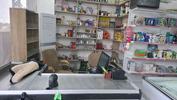 غراض اسواق للبيع ديالى المقدادية شهربان ***********
رفوف وعارضات عمودية وعارضات سطحية وكاشير
