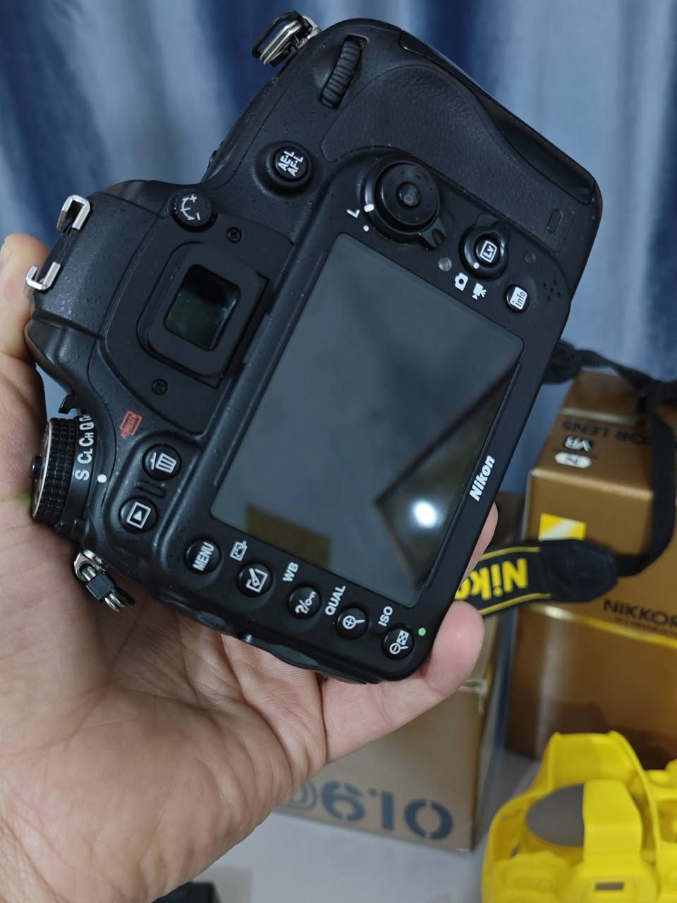 نيكون D610 فول فريم
عدسة نيكون الاحترافية 24-120 mm فتحة f/4
(مانع اهتزاز VR وعزل النانو). العدة كاملة بكرتونتها وأغراضها،
شترها 83 الف استخدام بيت تصوير منتجات 
نظافة 95 %
كربلاء .
***********
