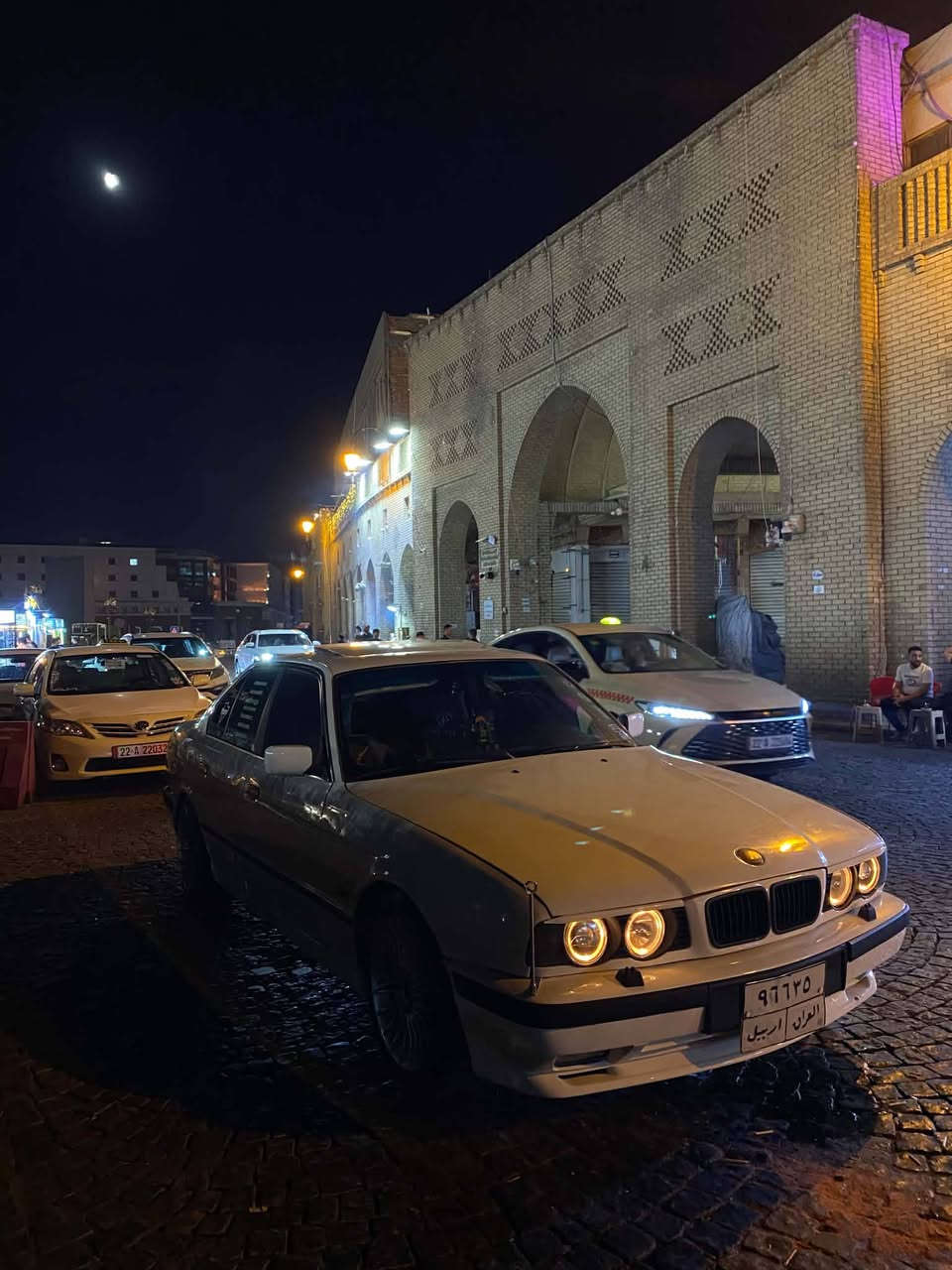 سلام عليكم اخوان بي ام 1991 525كير اوتوماتيك فتحة سقف 4جامات كاربا بدون ضربة و بدون صبغ مكفولا كفالا عامة كارباياتها كلها شغالا داخل و خارج تبريد شغال 
سيارة ماناقصها فلس واحد سعرها 69بيها مجال بصيط 
عليها 8ورقات غرامة ترجعلك مكاني اربيل 
رقم موبايل *********** واتساب موجود
