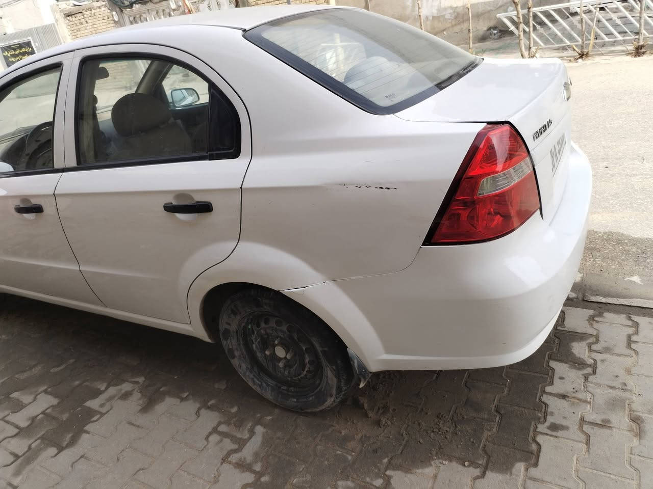 السلام عليكم افيو مديل ٢٠٠٩ سياره بيها تصليح بل هلاليات مكفوله من الضربه حداديه كير ومحرك كله كفاله رقم انكليزي باسمي رقم نجف السعر ٧٠ بيها مجال رقم التلفون ***********
